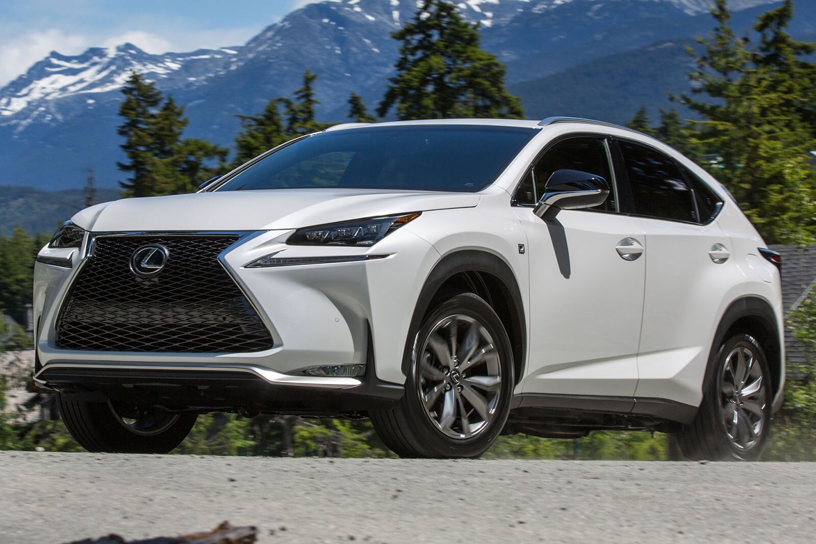 2015 Lexus NX 200t Review & Ratings | Edmunds