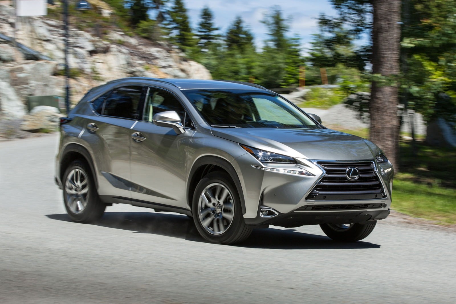2017 Lexus NX 200t Review & Ratings | Edmunds