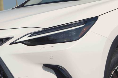 Lexus NX 250 Luxury 4dr SUV Headlamp Detail