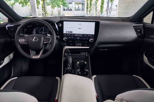 2025 Lexus NX 350h Luxury 4dr SUV Dashboard
