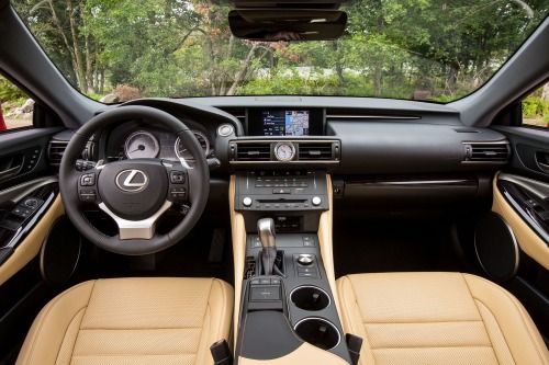 Lexus RC 350 Coupe Dashboard