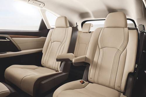 Lexus RX 350L Luxury 4dr SUV Interior