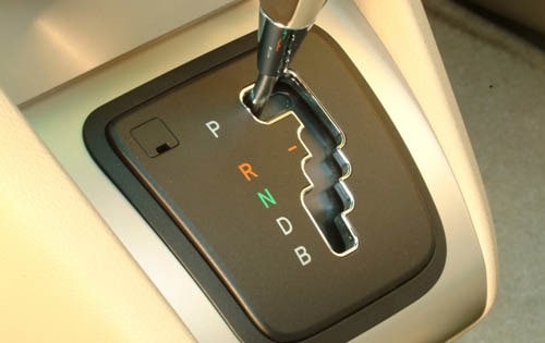 2006 Lexus RX 400h Shifter Detail