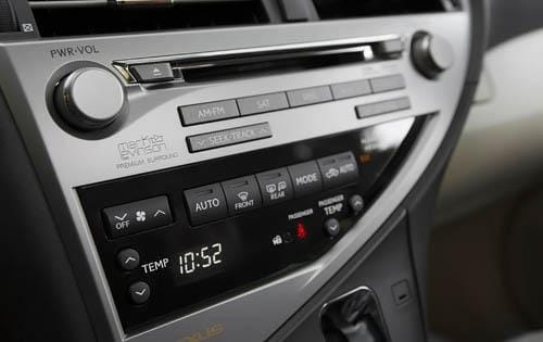 2010 Lexus RX 450h Center Console