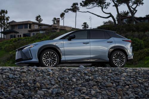 2024 Lexus RZ 450e Luxury 4dr SUV Profile Shown