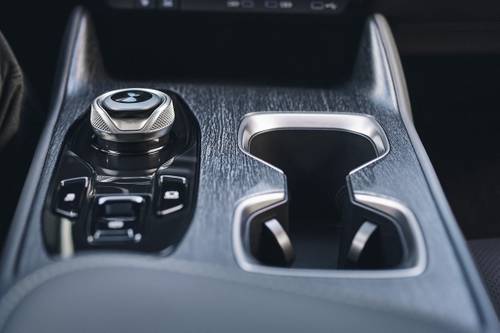 2024 Lexus RZ 450e Premium 4dr SUV Shifter