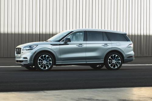 Lincoln Aviator Grand Touring 4dr SUV Profile Shown