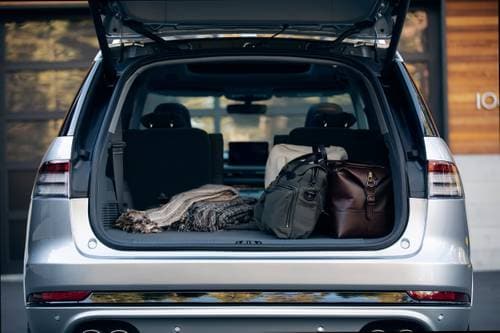 Lincoln Aviator Reserve 4dr SUV Cargo Area