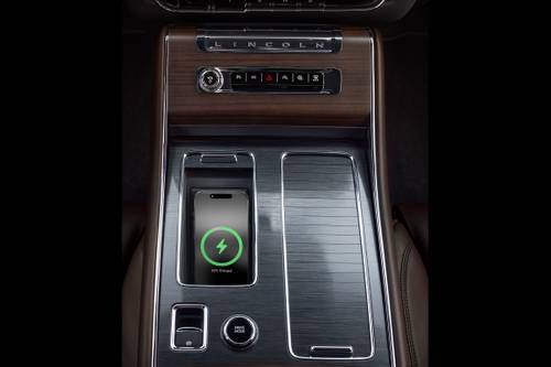 2025 Lincoln Aviator Reserve 4dr SUV Interior Detail