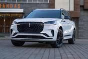 2025 Lincoln Aviator Reserve 4dr SUV Exterior. Jet Package Shown.