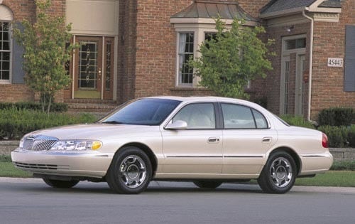 2002 Lincoln Continental 4dr Sedan
