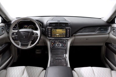 2017 Lincoln Continental Pictures 118 Photos Edmunds 2017 Lincoln Continental Black Label Sedan Dashboard