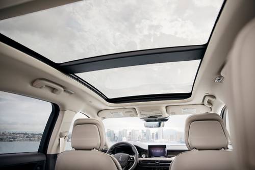2020 Lincoln Corsair Reserve 4dr SUV Interior Detail