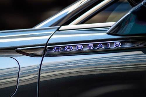 Lincoln Corsair Grand Touring 4dr SUV Front Badge