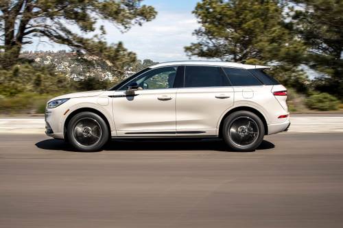 Lincoln Corsair Grand Touring 4dr SUV Profile