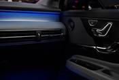 Lincoln Corsair Reserve 4dr SUV Interior Detail Lincoln Corsair Reserve 4dr SUV Interior Detail
