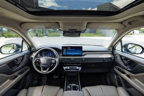 Lincoln Corsair Grand Touring 4dr SUV Dashboard