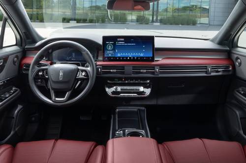 Lincoln Corsair Reserve 4dr SUV Dashboard