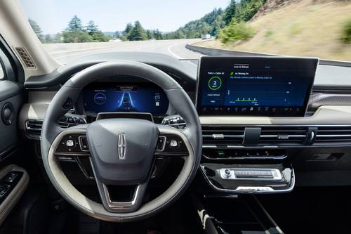 2025 Lincoln Corsair Grand Touring 4dr SUV Steering Wheel Detail