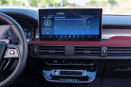 2025 Lincoln Corsair Reserve 4dr SUV Center Console