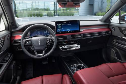 2025 Lincoln Corsair Reserve 4dr SUV Dashboard