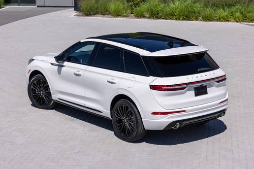 2026 Lincoln Corsair Reserve 4dr SUV Exterior Shown