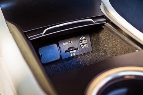 2018 Lincoln MKC Select 4dr SUV Interior Detail