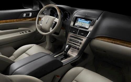 2012 Lincoln MKT Interior
