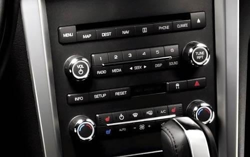 2012 Lincoln MKZ Center Console
