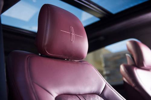 Lincoln Nautilus Black Label 4dr SUV Interior Detail