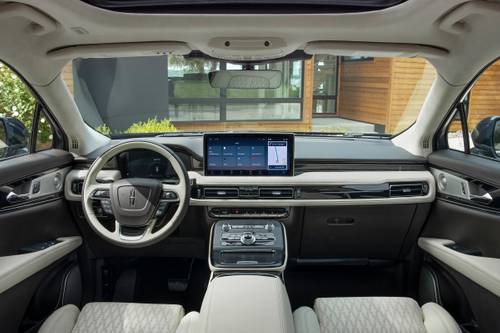 Lincoln Nautilus Black Label 4dr SUV Dashboard
