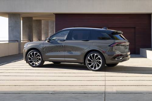 2026 Lincoln Nautilus Black Label 4dr SUV Exterior