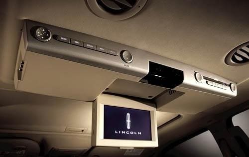 2009 Lincoln Navigator L Overhead Entertainment Display Detail