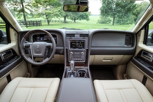 2017 Lincoln Navigator Reserve 4dr SUV Dashboard