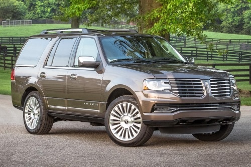 2017 Lincoln Navigator Reserve 4dr SUV Exterior Shown