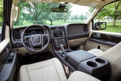 Used 2017 Lincoln Navigator L Reserve Suv Review Ratings Edmunds 2017 Lincoln Navigator Reserve 4dr Suv Interior