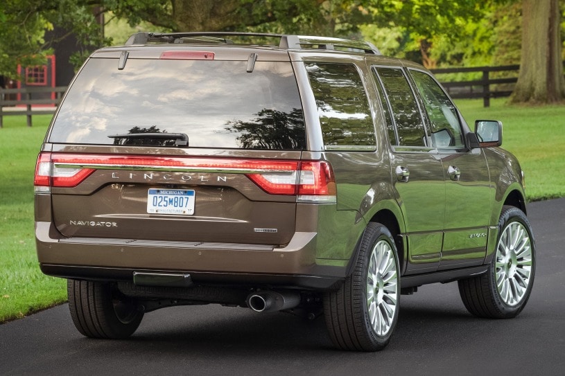 2017 Lincoln Navigator Pictures 179 Photos Edmunds