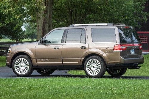 2017 Lincoln Navigator Reserve 4dr SUV Exterior Shown