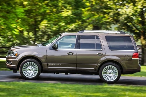 2017 Lincoln Navigator Reserve 4dr SUV Exterior Shown