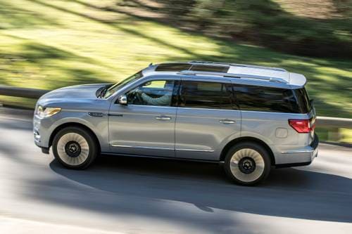 Lincoln Navigator Black Label 4dr SUV Profile Shown