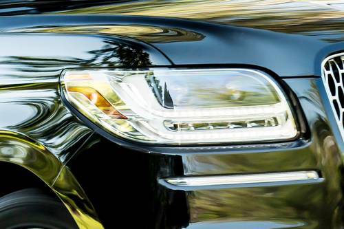 Lincoln Navigator L Black Label 4dr SUV Headlamp Detail