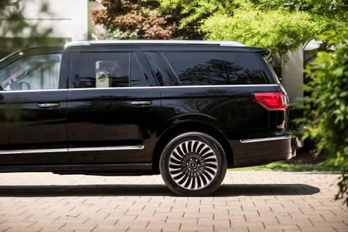 Lincoln Navigator L Black Label 4dr SUV Exterior Detail