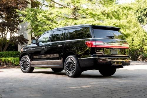 Lincoln Navigator L Black Label 4dr SUV Exterior Shown