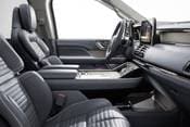 Lincoln Navigator Black Label 4dr SUV Interior