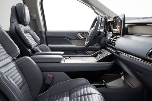 Lincoln Navigator Black Label 4dr SUV Interior