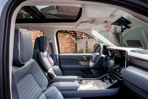 Lincoln Navigator Black Label 4dr SUV Interior