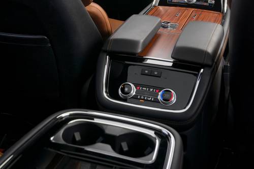 Lincoln Navigator Reserve 4dr SUV Interior Detail