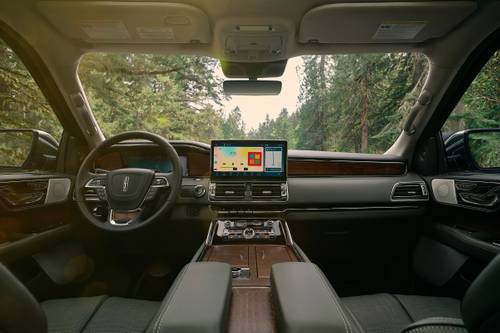 Lincoln Navigator Black Label 4dr SUV Dashboard