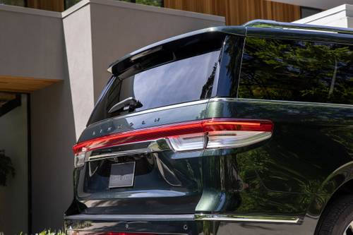 Lincoln Navigator Black Label 4dr SUV Exterior Detail