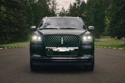 Lincoln Navigator Black Label 4dr SUV Exterior